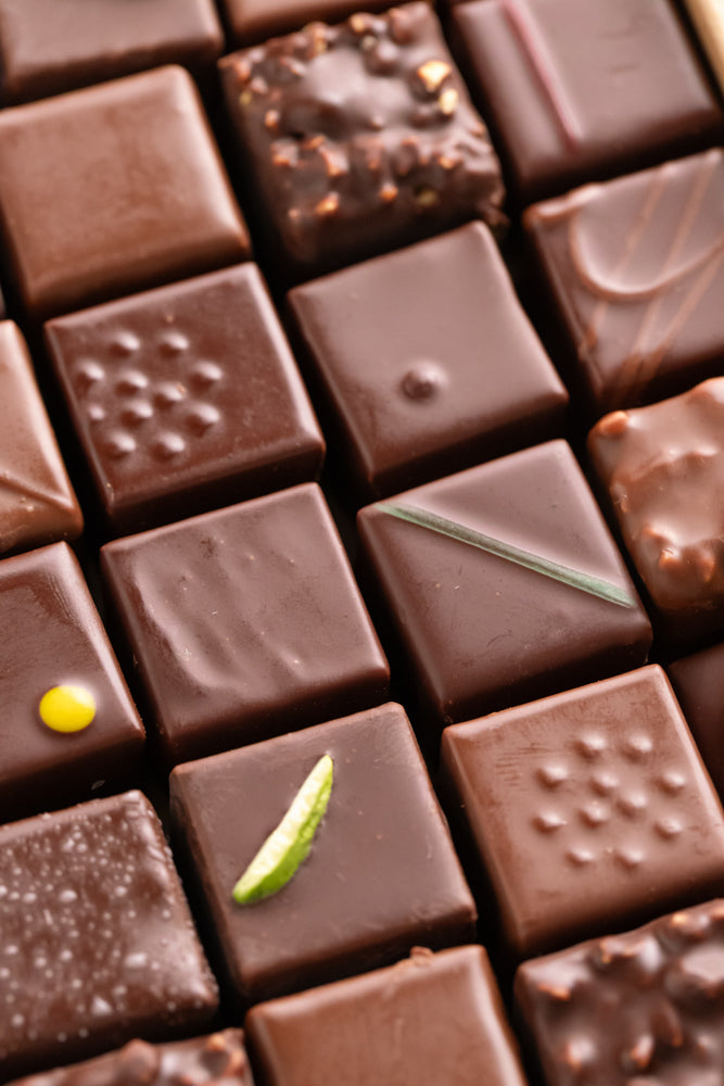 Coffret ganaches et pralinés (16bonbons)